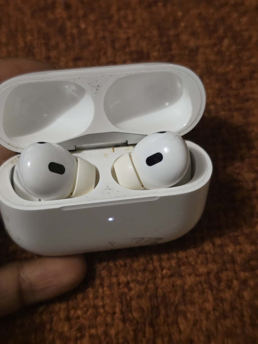 Wireless True Wireless Earbuds with Charging Case - White